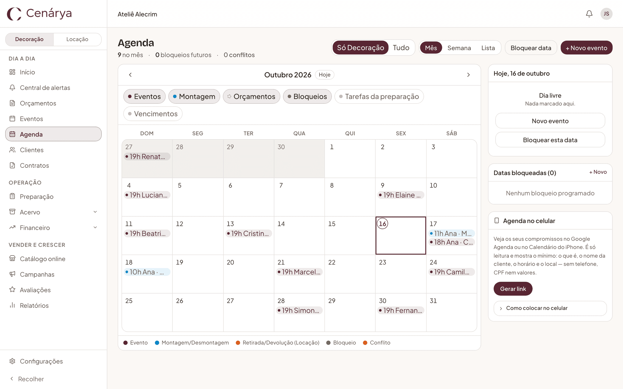 Agenda do mês no computador, com montagens, retiradas e devoluções.